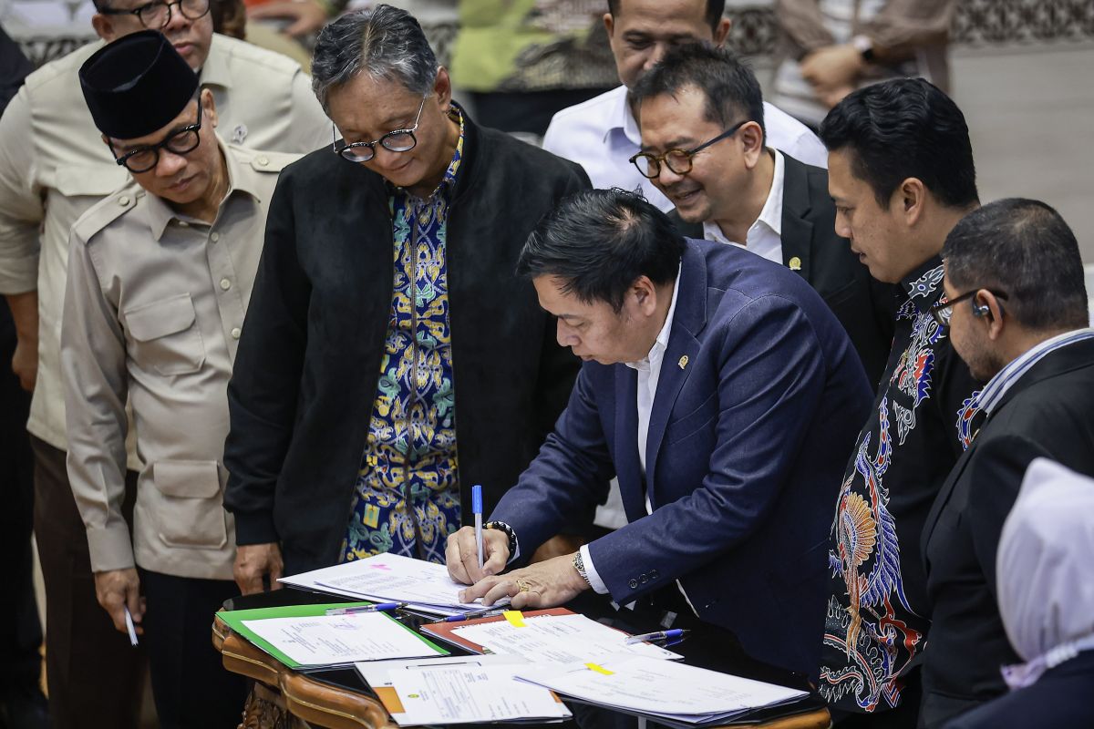 Pemerintah Kaji Pemangkasan Anggaran Pendidikan, BEM SI Geruduk Kemendiktiristek